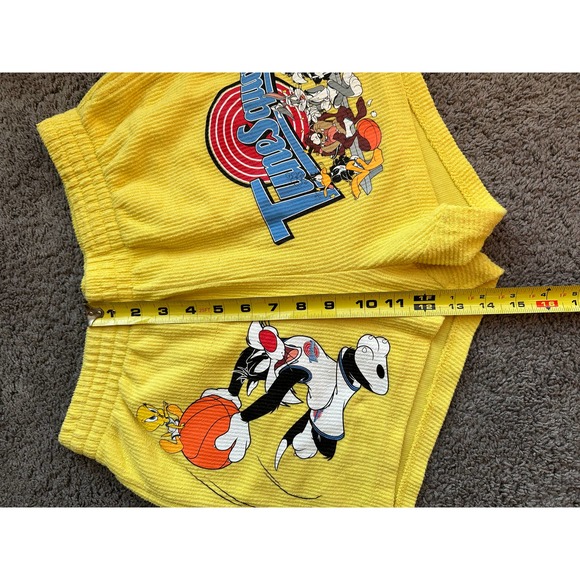 Loony Tunes ribbed yellow corduroy shorts, size small - Picture 14 of 15